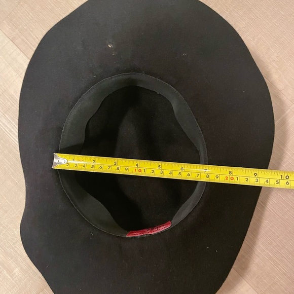 Liliput felt hat. - Picture 5 of 6